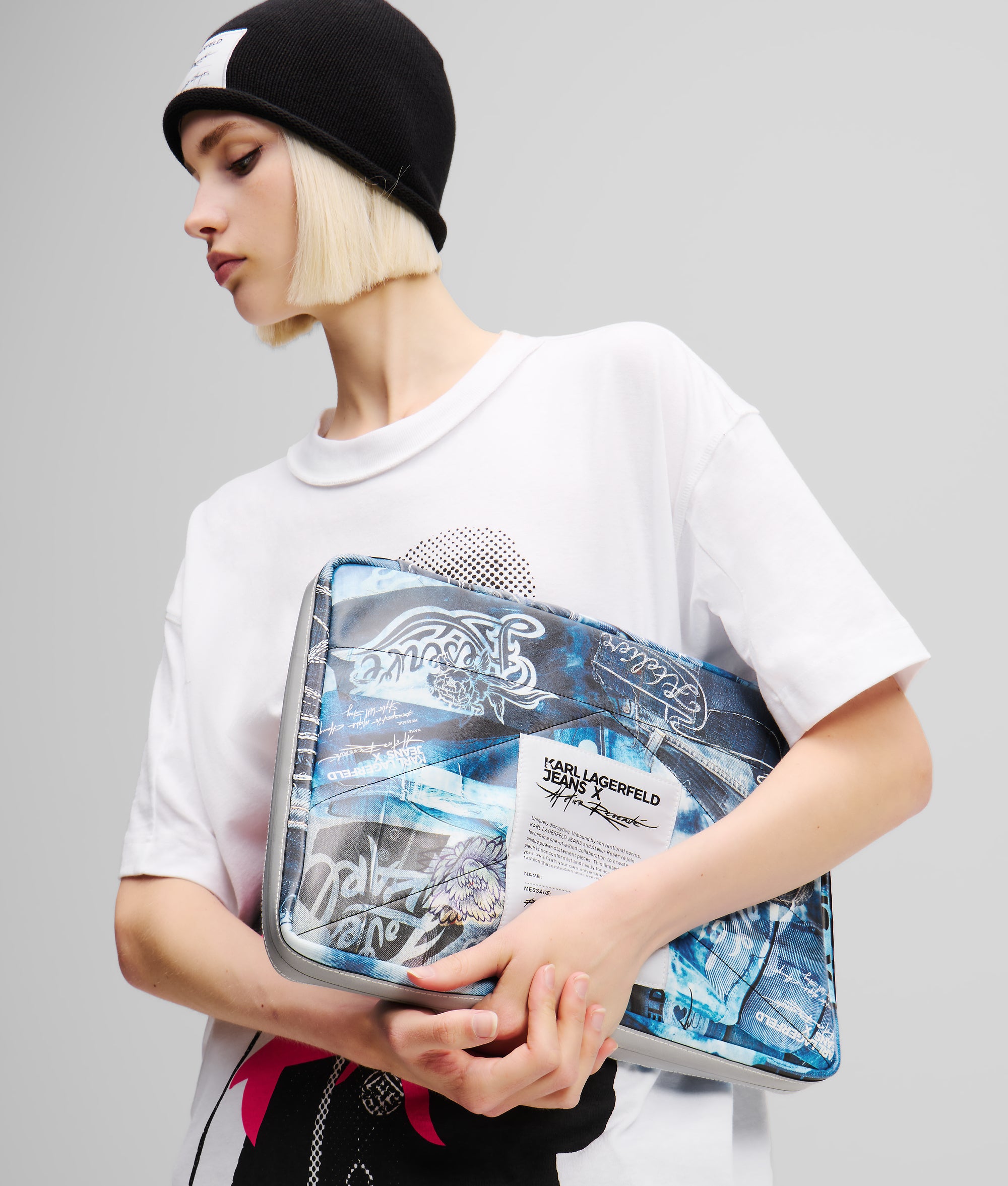 KLJ X ATELIER RESERV?? LAPTOP CASE - Image 2