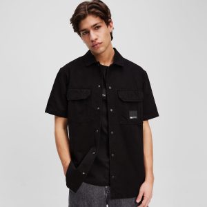 SHORT-SLEEVED BUTTON-UP SHIRT