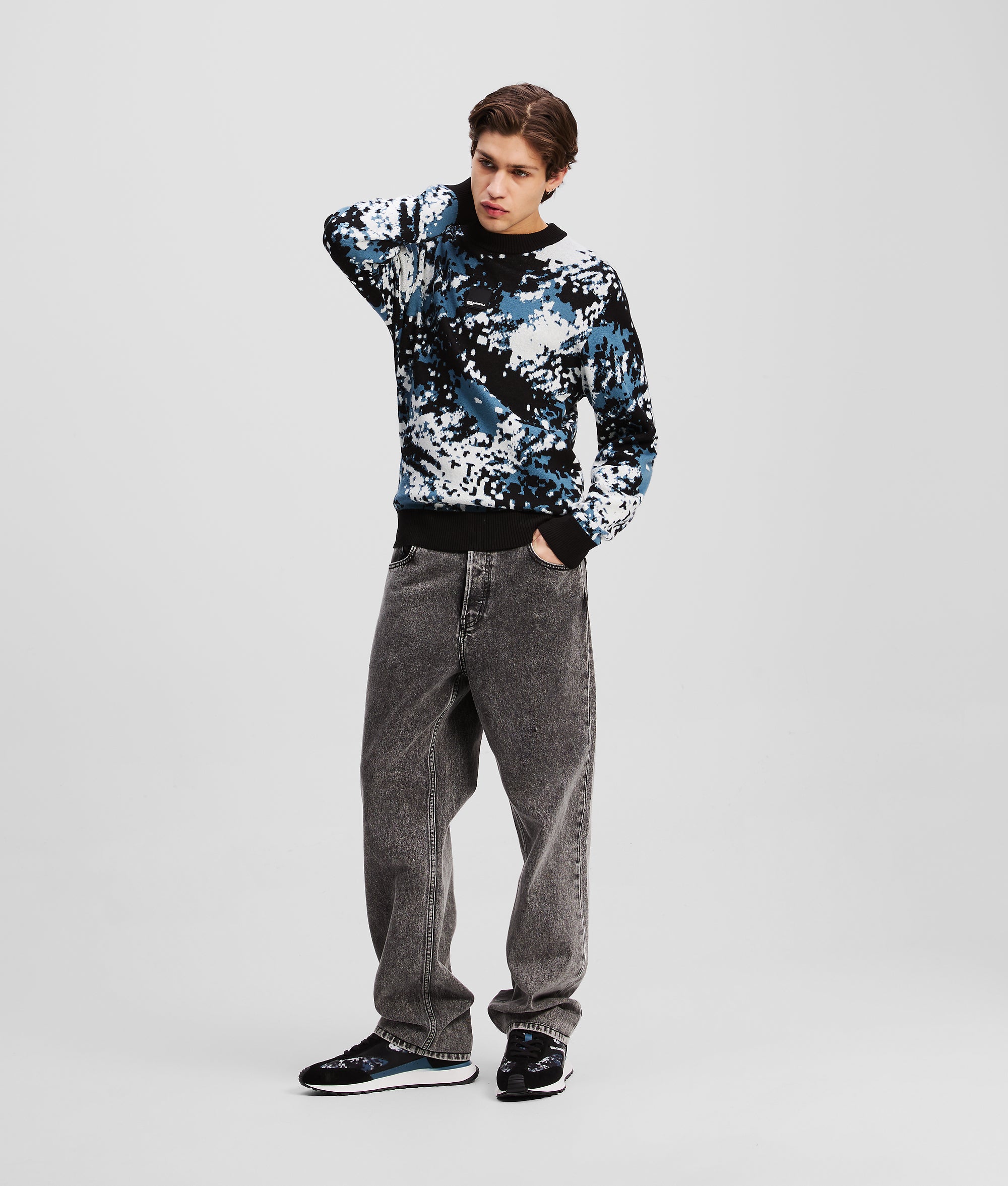 ALL-OVER PRINT SWEATER - Image 4