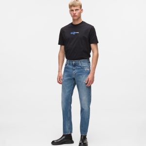 Tapered jeans