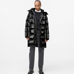 Long pearlised puffer jacket