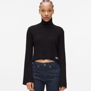 Pleated sweater