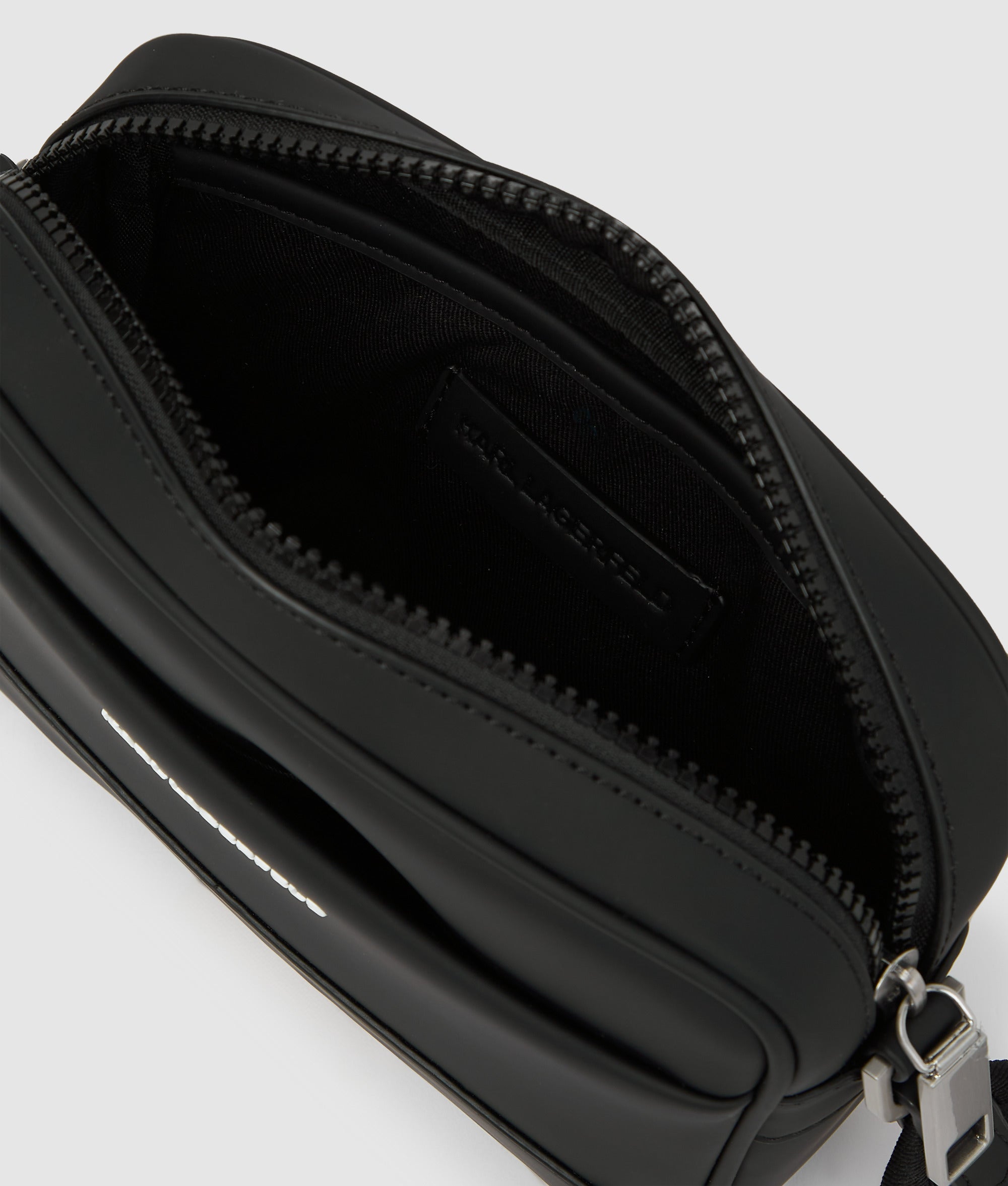 Minimalist logo camera bag - Image 5