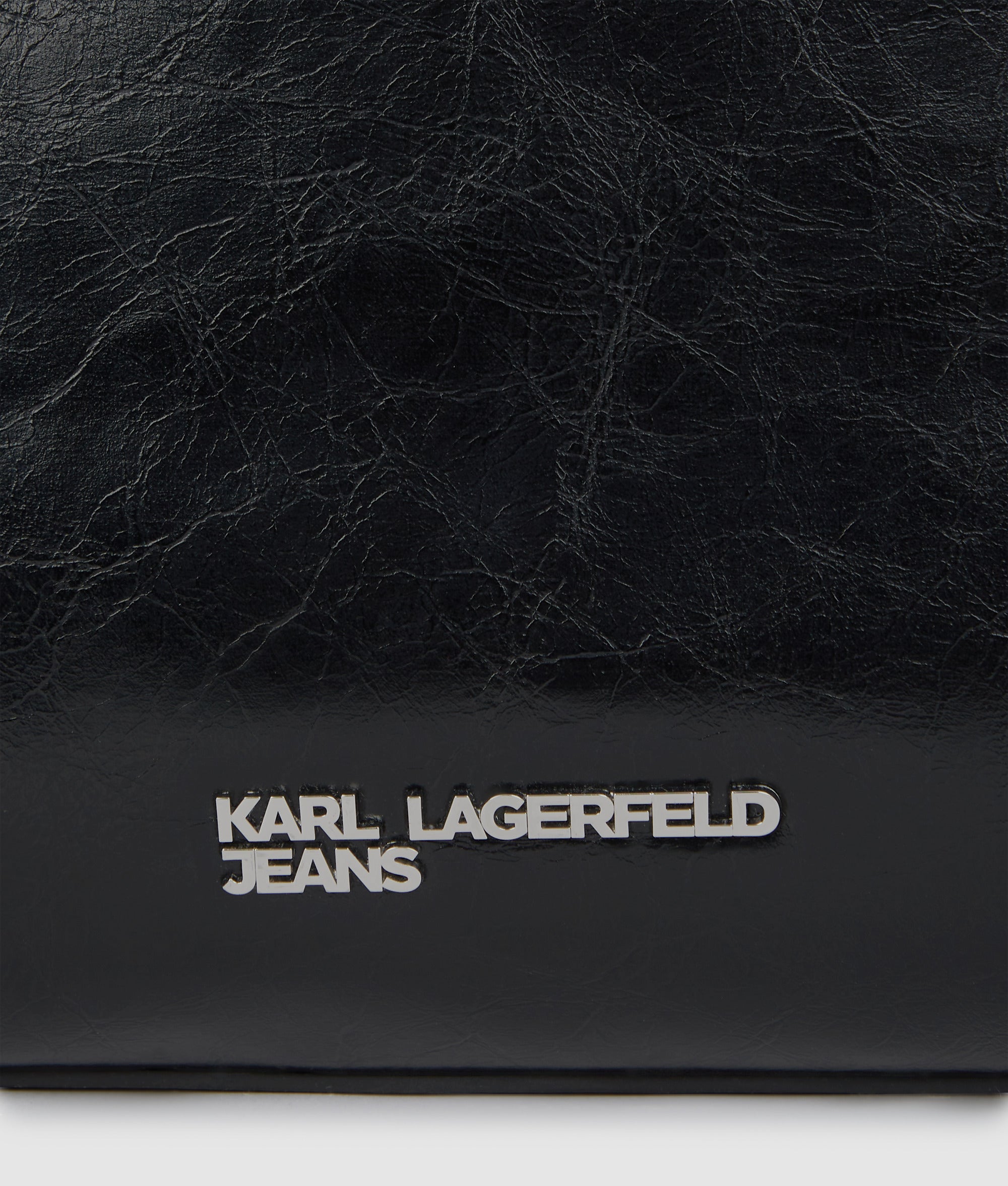 Large buckle shoulder bag - Image 3