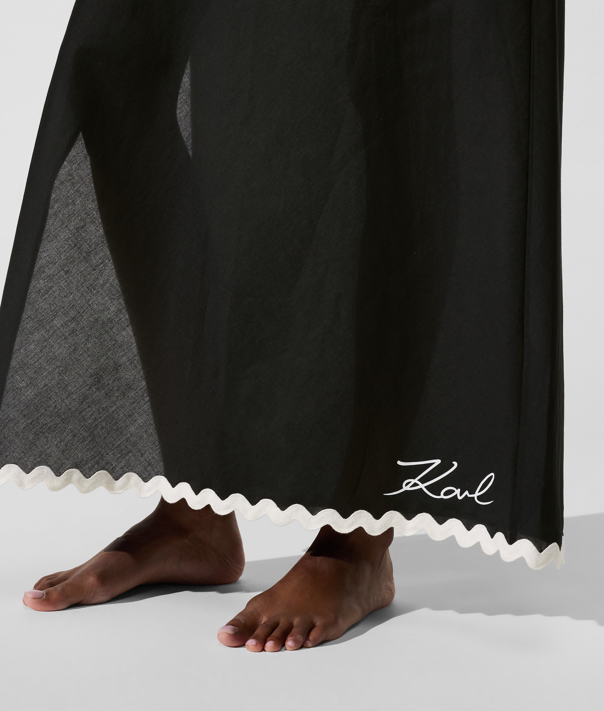 Signature scallop beach skirt - Image 2