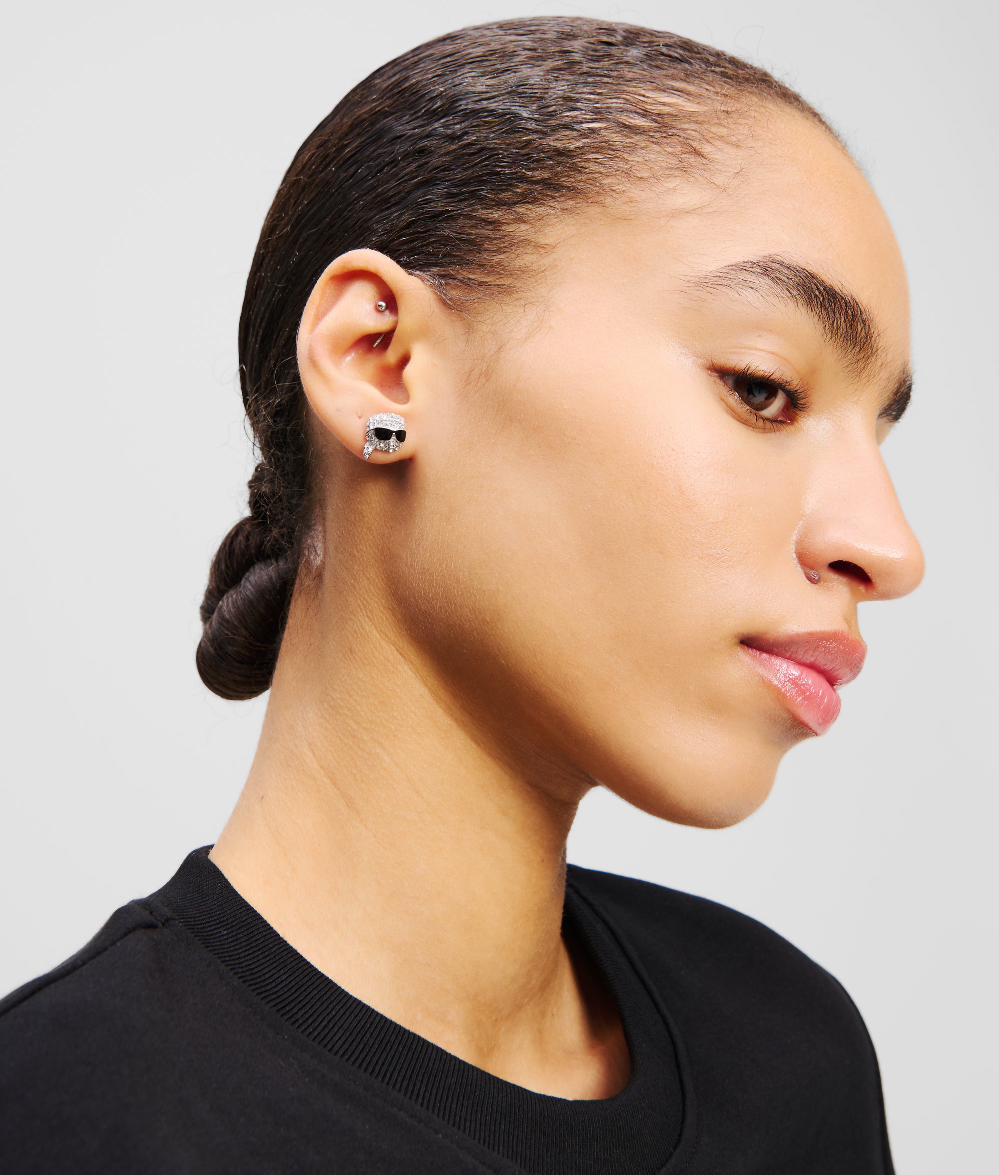 IKON PAV?? KARL CHARM EARRINGS - Image 2